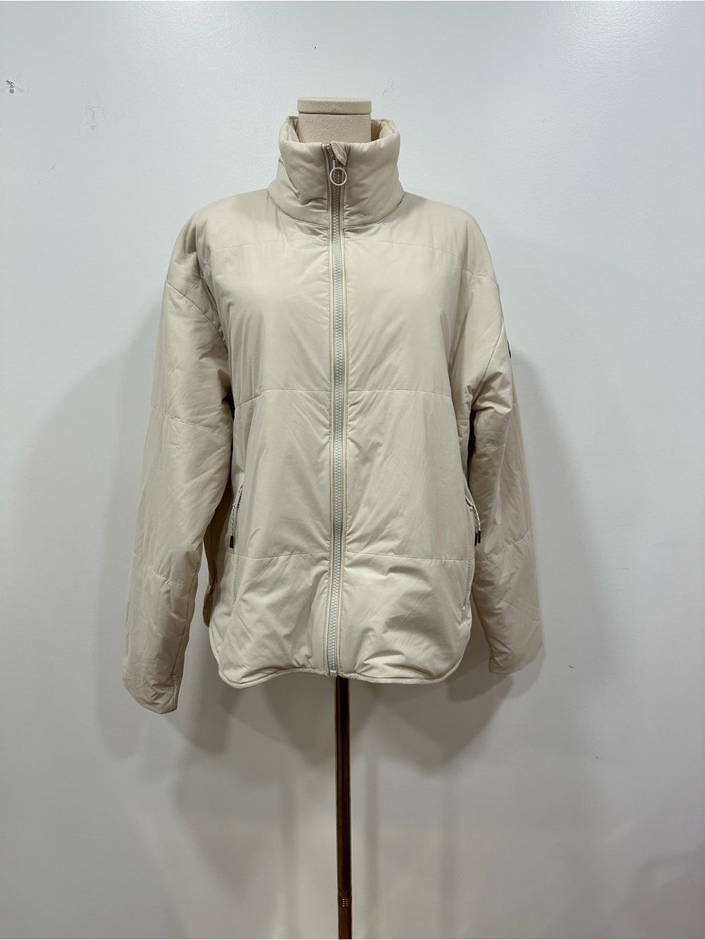 Vuori Water-Resistant Canyon Jacket - Picture 4 of 10